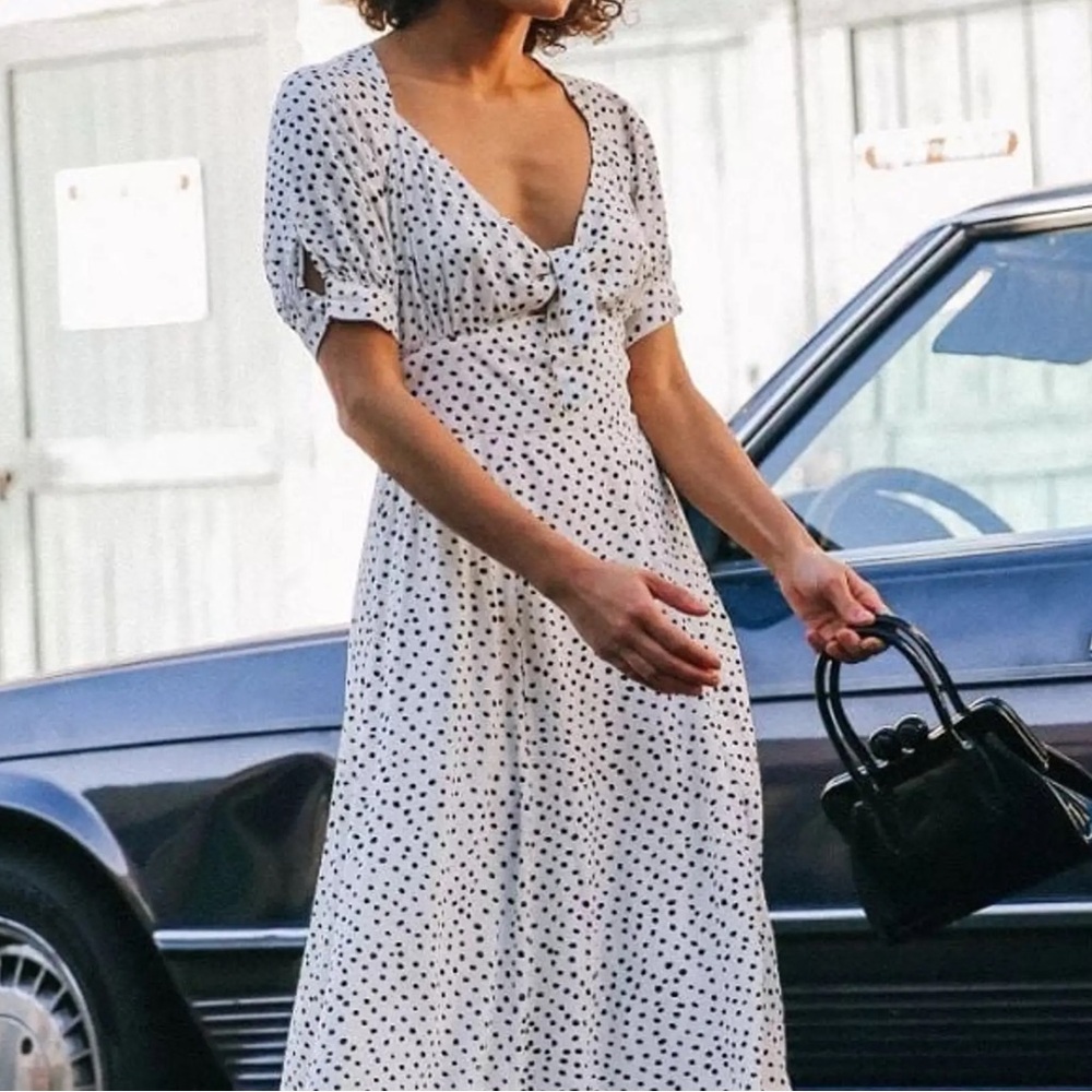 Urban Outfitters Polka Dot Midi Dress Sweetheart Bust White Black Puff Sleeve 2
